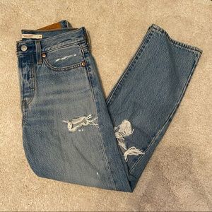 Levi’s Wedgie Straight Jeans